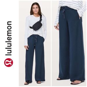 🍋lululemon ✈️ On The Fly - Wide Leg Travel Pant